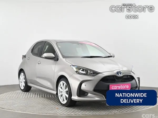 Toyota Yaris Hatchback, Petrol Hybrid, 2022, Brown