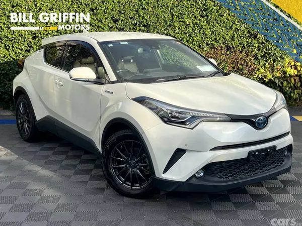 Toyota C-HR SUV, Petrol Hybrid, 2018, White