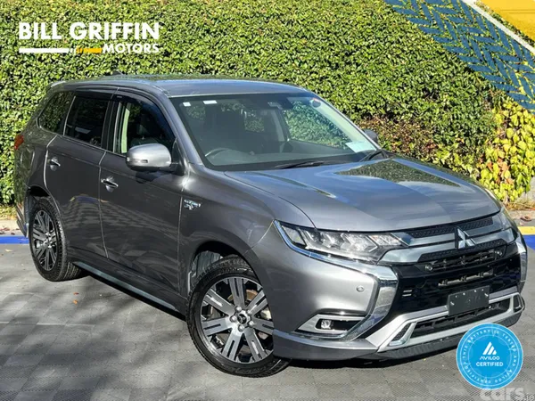 Mitsubishi Outlander SUV, Petrol Plug-in Hybrid, 2019, Grey