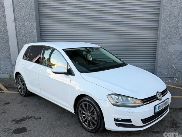 Volkswagen Golf Hatchback, Petrol, 2014, White