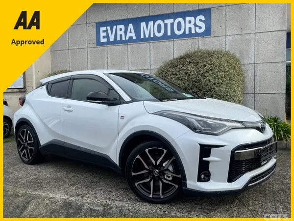 Toyota C-HR SUV, Petrol Hybrid, 2022, White