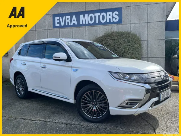 Mitsubishi Outlander SUV, Petrol Plug-in Hybrid, 2021, White