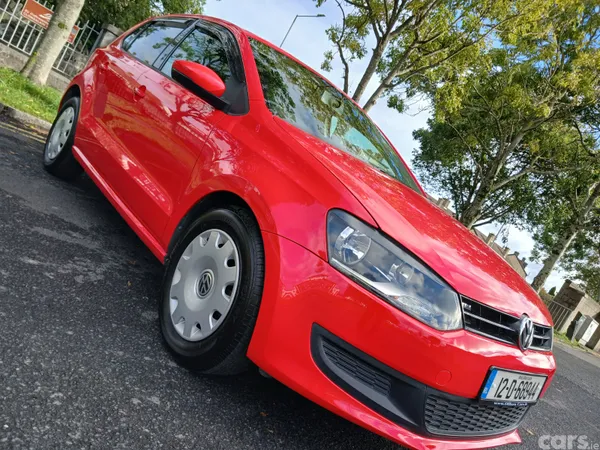 Volkswagen Polo Hatchback, Petrol, 2012, Red