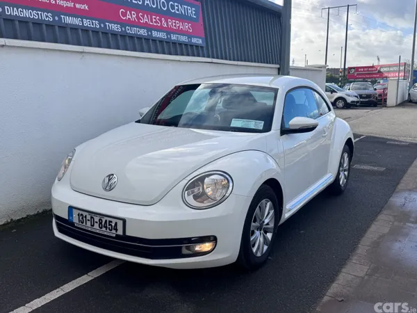 Volkswagen Beetle Hatchback, Diesel, 2013, White