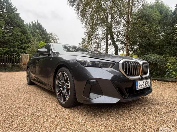 BMW 5-Series Saloon, Petrol Plug-in Hybrid, 2024, Grey