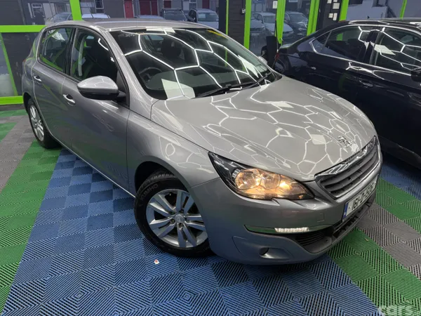 Peugeot 308 Hatchback, Petrol, 2016, Grey