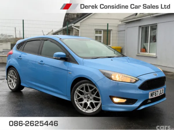 Ford Focus Hatchback, Diesel, 2017, Blue