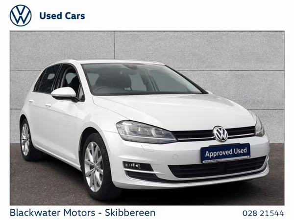 Volkswagen Golf Hatchback, Petrol, 2017, White