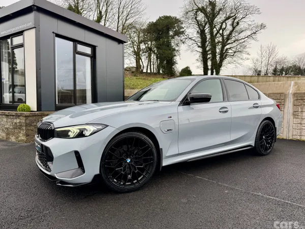 BMW 3-Series Saloon, Petrol Plug-in Hybrid, 2024, Grey