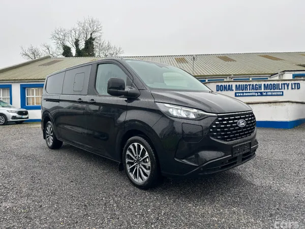 Ford Tourneo Custom MPV, Petrol Plug-in Hybrid, 2027, Grey