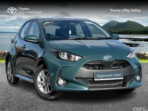 Toyota Yaris Hatchback, Petrol Hybrid, 2026, Green