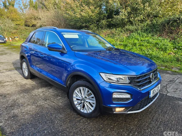 Volkswagen T-Roc SUV, Diesel, 2018, Blue