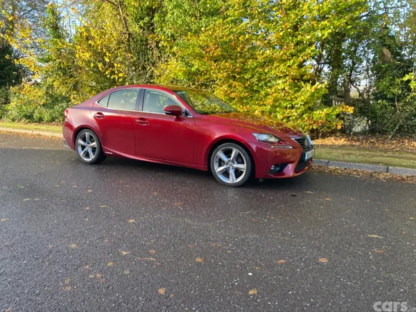Lexus IS Saloon, Petrol Hybrid, 2016, Red