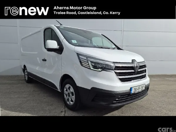 Renault Trafic MPV, Diesel, 2026, White