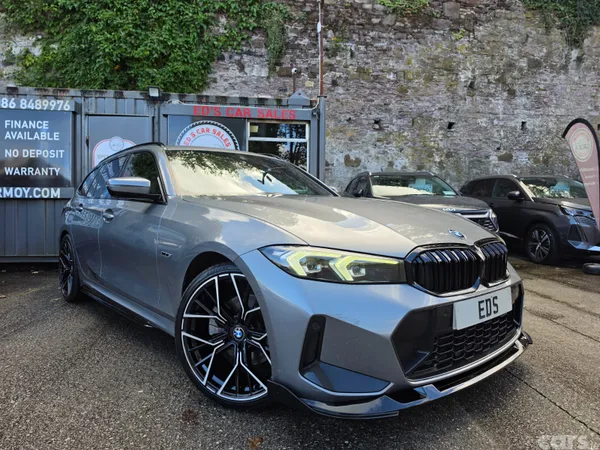 BMW 3-Series Estate, Petrol Hybrid, 2022, Grey