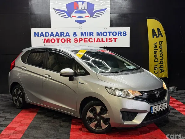 Honda Fit Hatchback, Petrol Hybrid, 2016, Silver
