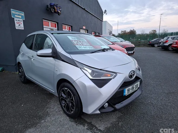 Toyota Aygo Hatchback, Petrol, 2019, Grey
