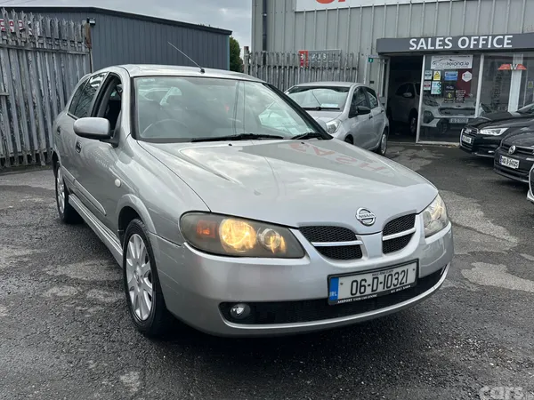 Nissan Almera Hatchback, Petrol, 2006, Silver