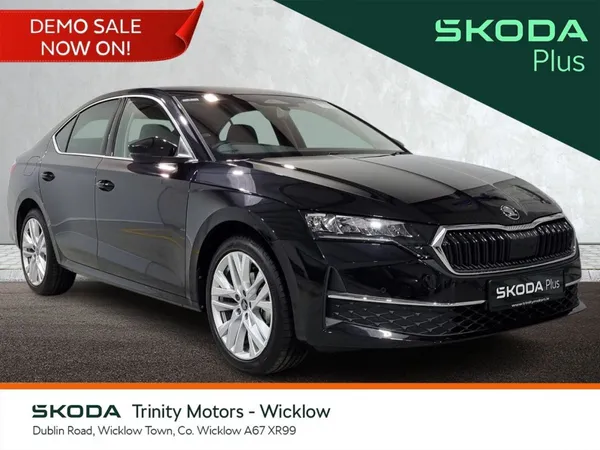 Skoda Octavia Saloon, Petrol, 2026, Black