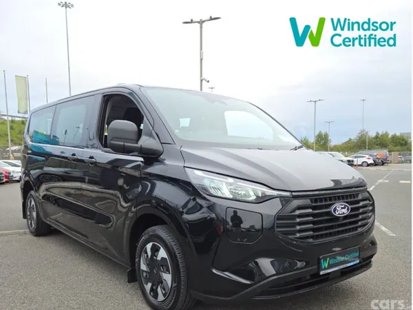 Ford Transit Custom MPV, Petrol Plug-in Hybrid, 2026, Black