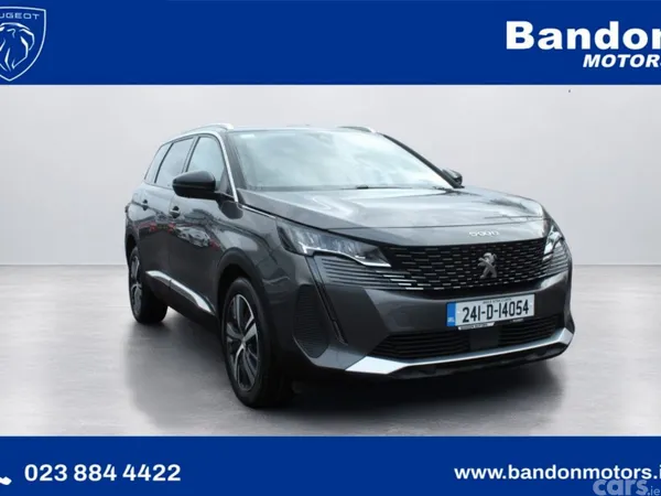 Peugeot 5008 MPV, Diesel, 2024, Grey