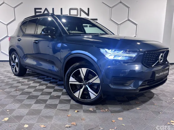 Volvo XC40 SUV, Petrol Hybrid, 2021, Blue