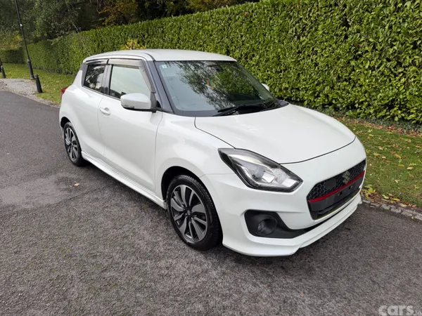 Suzuki Swift Hatchback, Petrol Hybrid, 2017, White