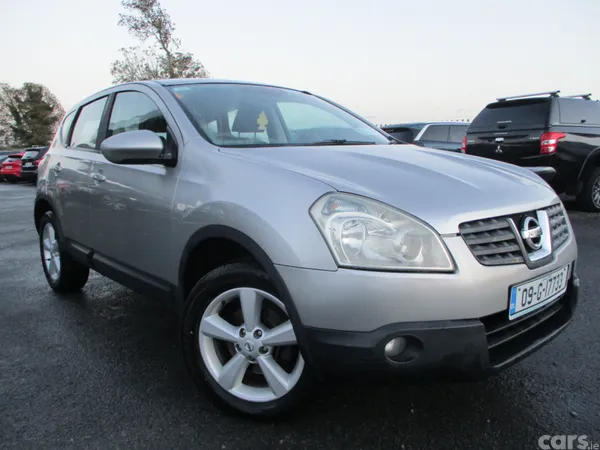 Nissan Qashqai Hatchback, Diesel, 2009, Silver
