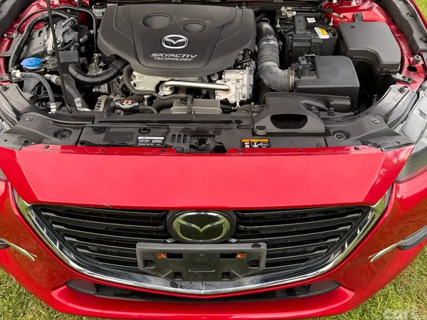 Mazda Axela Hatchback, Diesel, 2017, Red