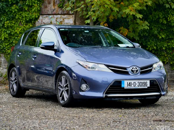 Toyota Auris MPV, Petrol, 2014, Blue