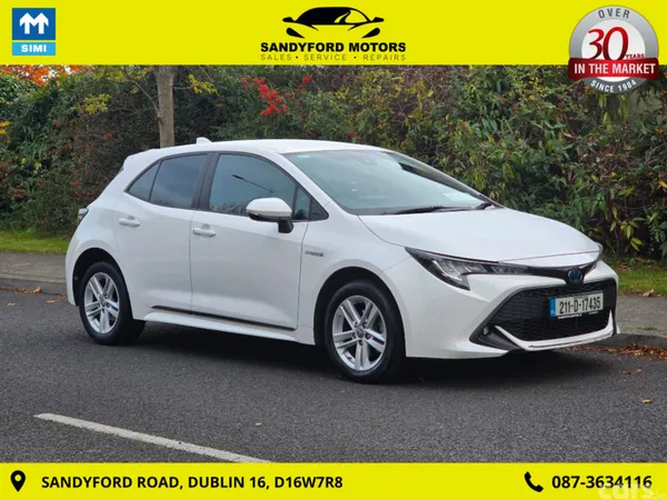 Toyota Corolla Hatchback, Petrol Hybrid, 2021, White