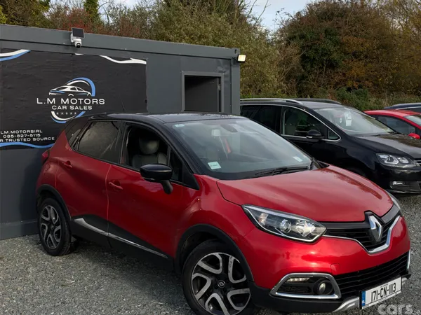 Renault Captur Hatchback, Diesel, 2017, Red