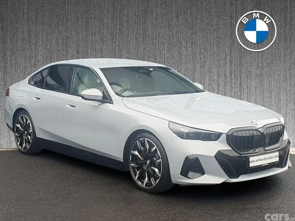BMW 5-Series Saloon, Petrol Plug-in Hybrid, 2026, Grey