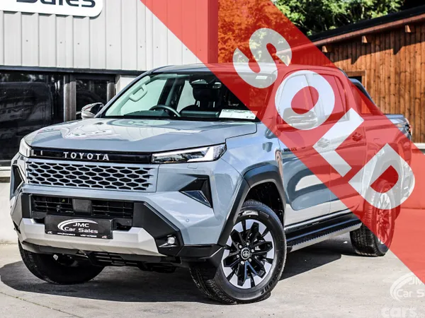 Toyota Hilux Pick Up, Diesel, 2026, Grey