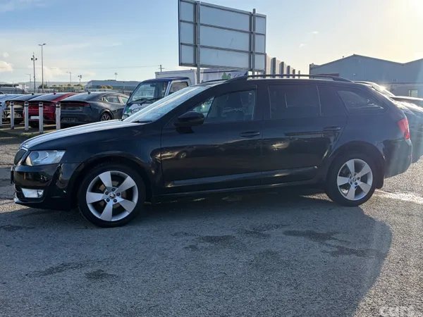 Skoda Octavia Estate, Diesel, 2017, Black