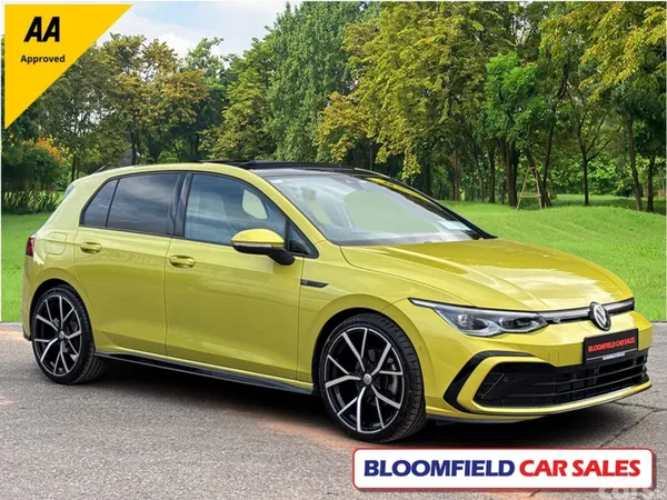 Volkswagen Golf Hatchback, Petrol Hybrid, 2021, Yellow
