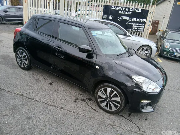 Suzuki Swift Hatchback, Petrol, 2020, Black