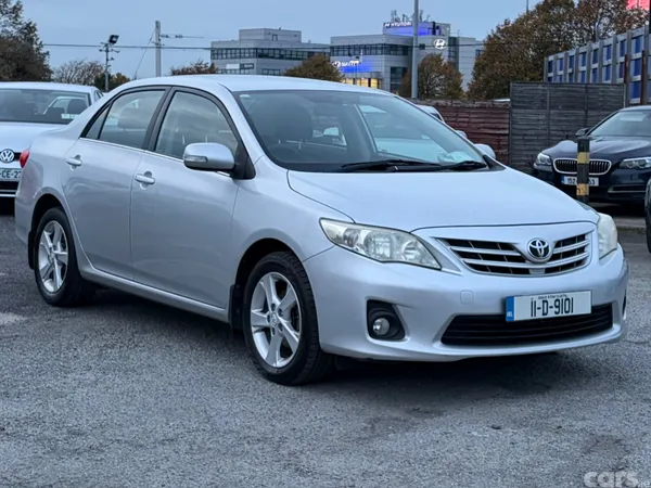 Toyota Corolla Saloon, Diesel, 2011, Silver