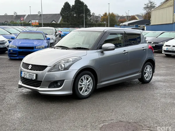 Suzuki Swift Hatchback, Petrol, 2013, Silver