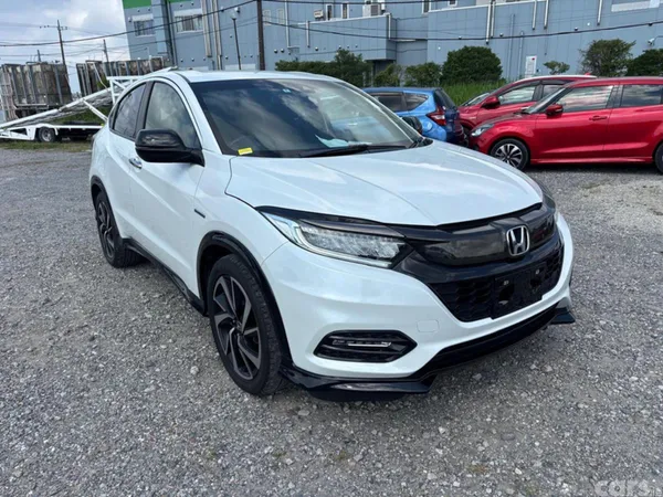 Honda Vezel SUV, Petrol Hybrid, 2018, White