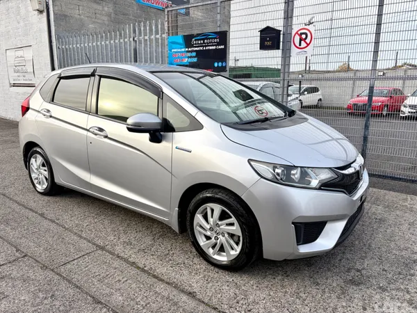 Honda Fit Hatchback, Petrol Hybrid, 2016, Silver