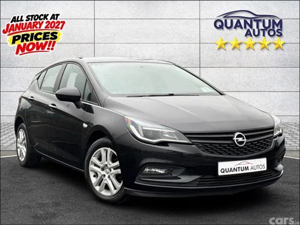 Opel Astra Hatchback, Diesel, 2018, Black