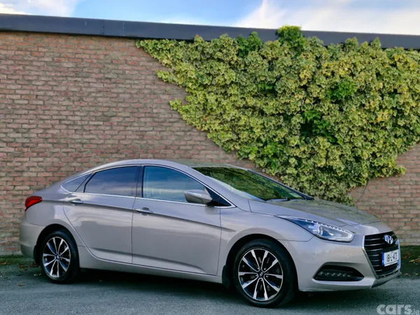 Hyundai i40 Saloon, Diesel, 2018, Grey
