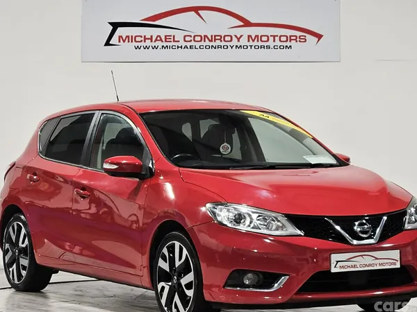 Nissan Pulsar Hatchback, Diesel, 2016, Red