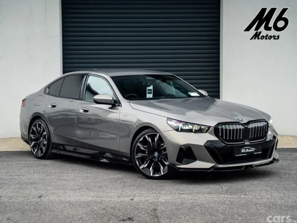 BMW 5-Series Saloon, Petrol Plug-in Hybrid, 2024, Grey