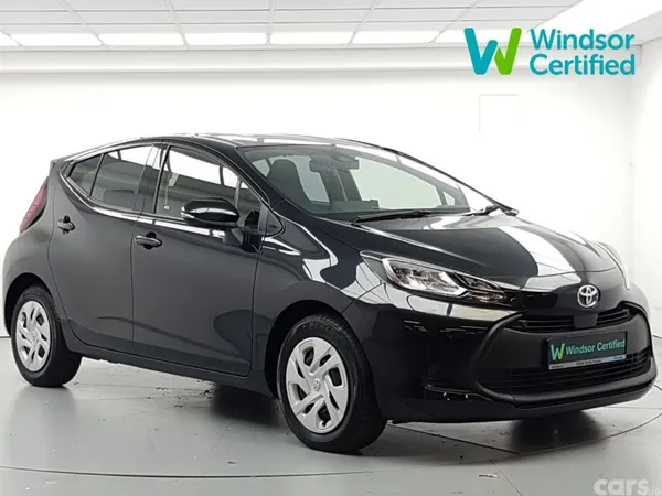 Toyota Aqua Hatchback, Petrol Hybrid, 2023, Black