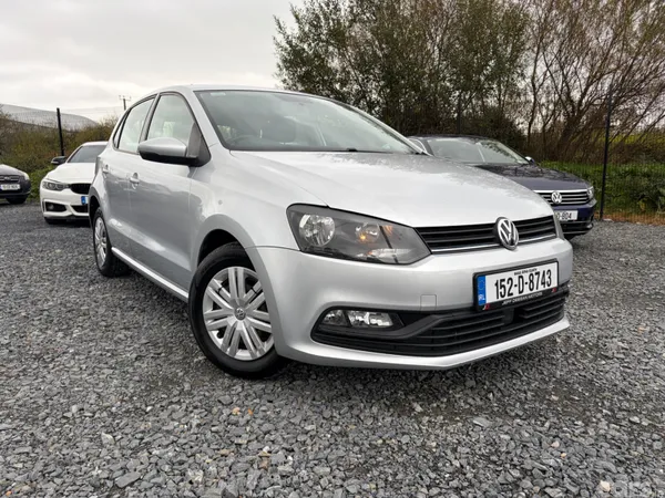 Volkswagen Polo Hatchback, Petrol, 2015, Silver