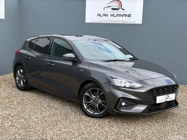 Ford Focus Hatchback, Diesel, 2020, Grey