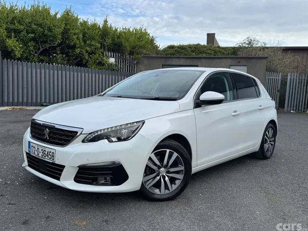 Peugeot 308 Hatchback, Petrol, 2017, White