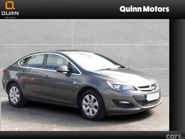 Opel Astra Saloon, Diesel, 2017, Grey